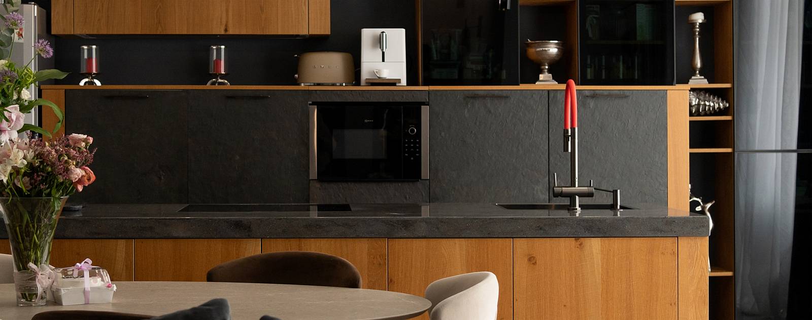 Кухня из натуральных материалов